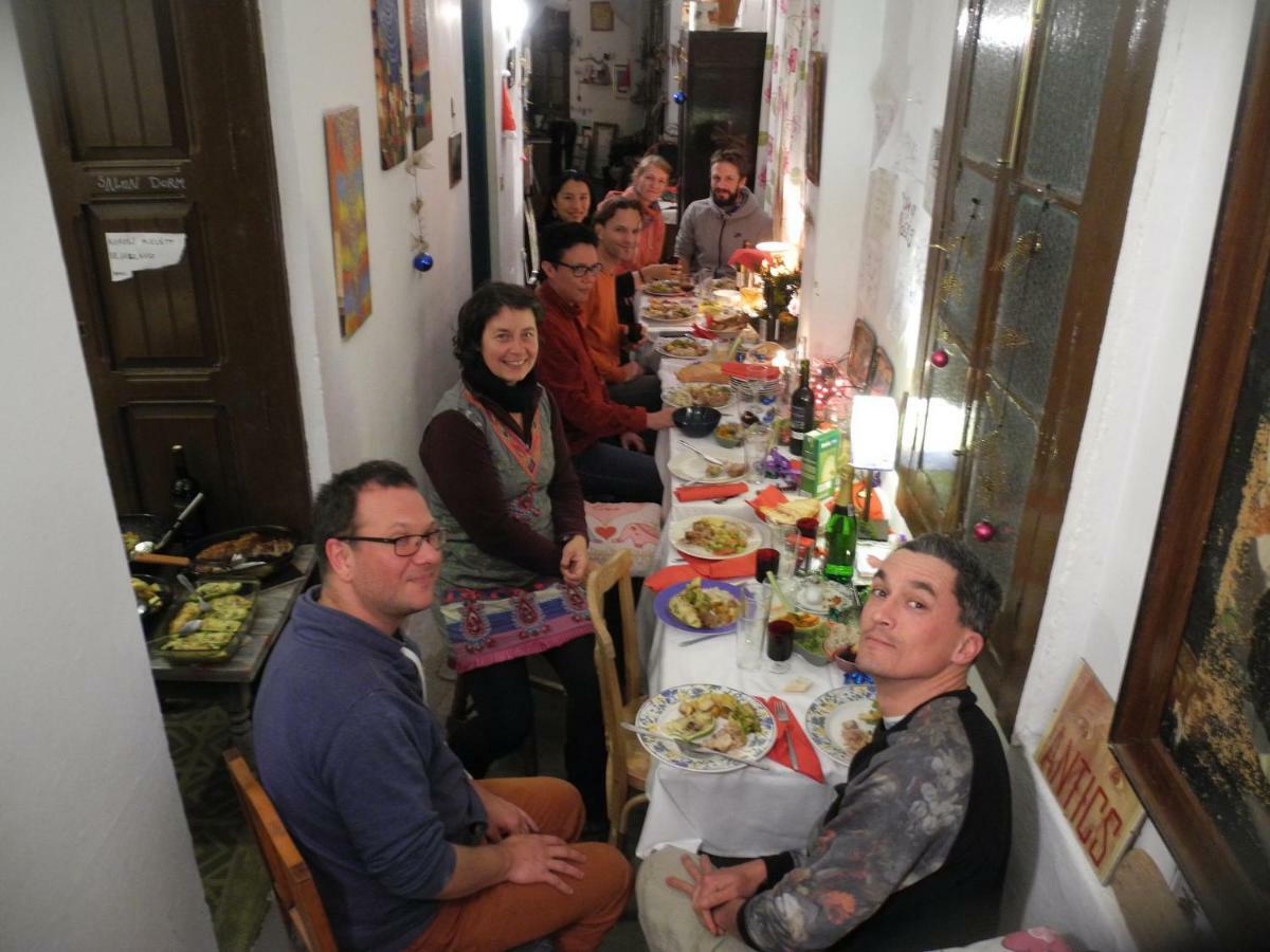 Camino Art House *